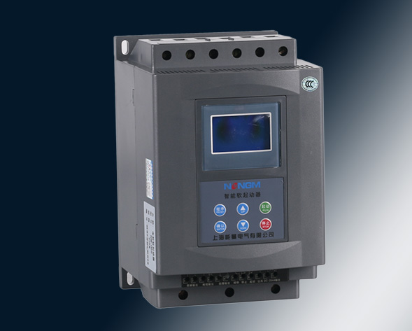 NMJR6中文顯示電機(jī)軟啟動(dòng)器采用智能化液晶中文控制；以單片機(jī)為智能中心，可控硅模塊為執(zhí)行元件對(duì)電動(dòng)機(jī)進(jìn)行全自動(dòng)控制。它適用各種負(fù)載的鼠籠型異步電動(dòng)機(jī)控制，使電…